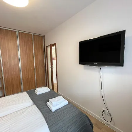 Al-Dom Apartament Ogrodowa Bocianie Gniazdo Z Garazem-2